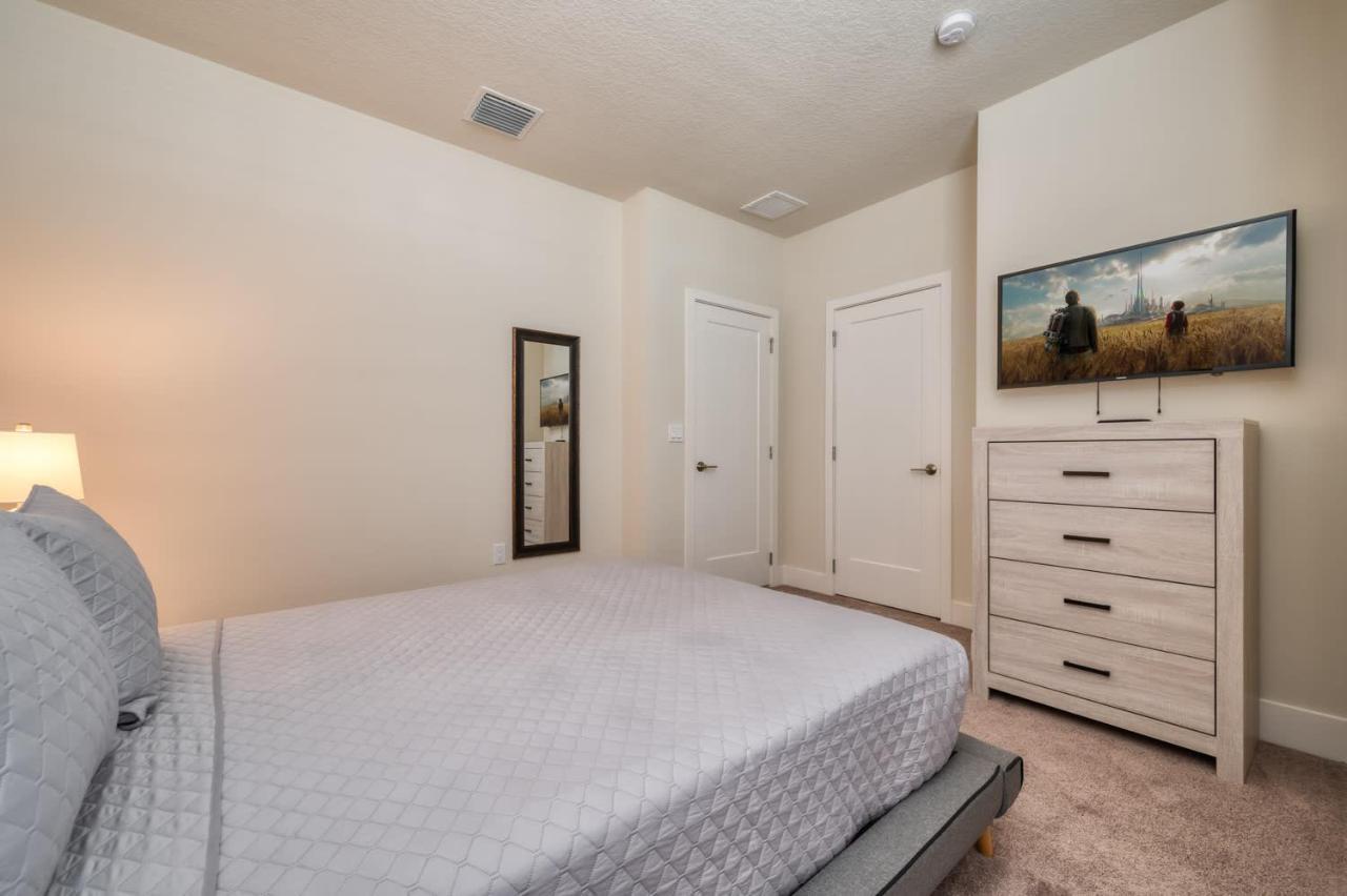 Pleasant Townhome With Private Pool Near Disney Four Corners Exterior foto