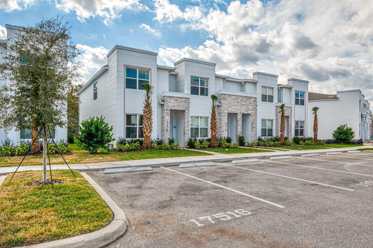 Pleasant Townhome With Private Pool Near Disney Four Corners Exterior foto